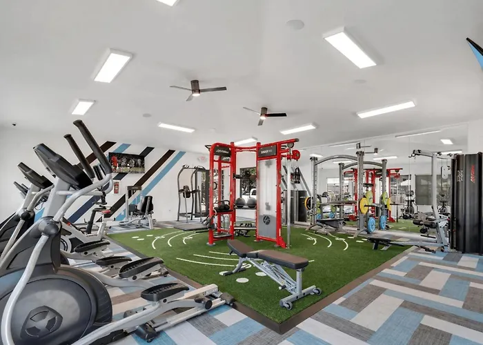 Cozy With Free Parking And Pool * Tempe